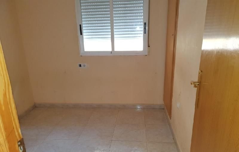Descubre piso por 59000 con 49m y 3 habitaciones en calle nuestra sra paciencia en Oropesa del MarOrpesa