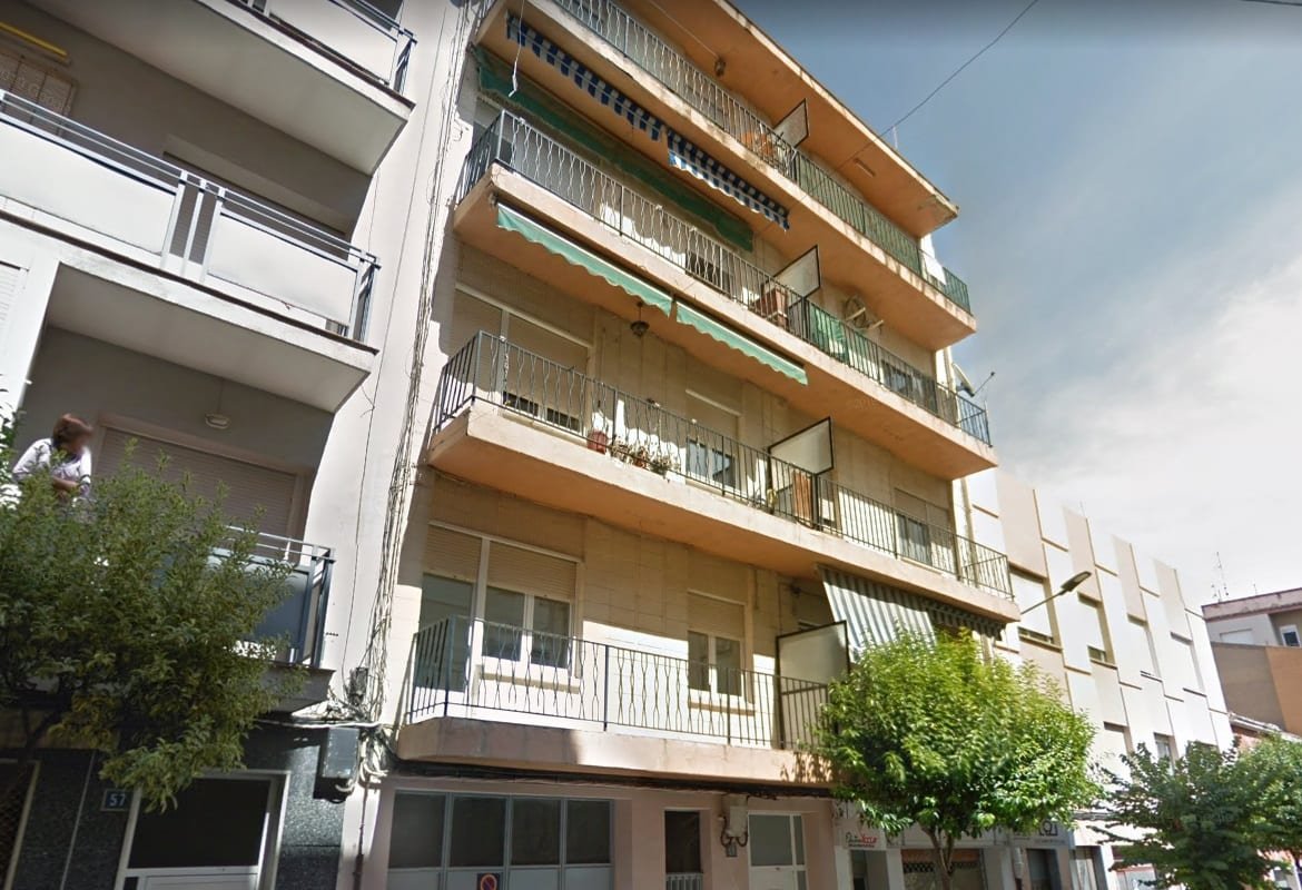 Piso en venta  en Calle Cruz De Piedra Yecla Murcia