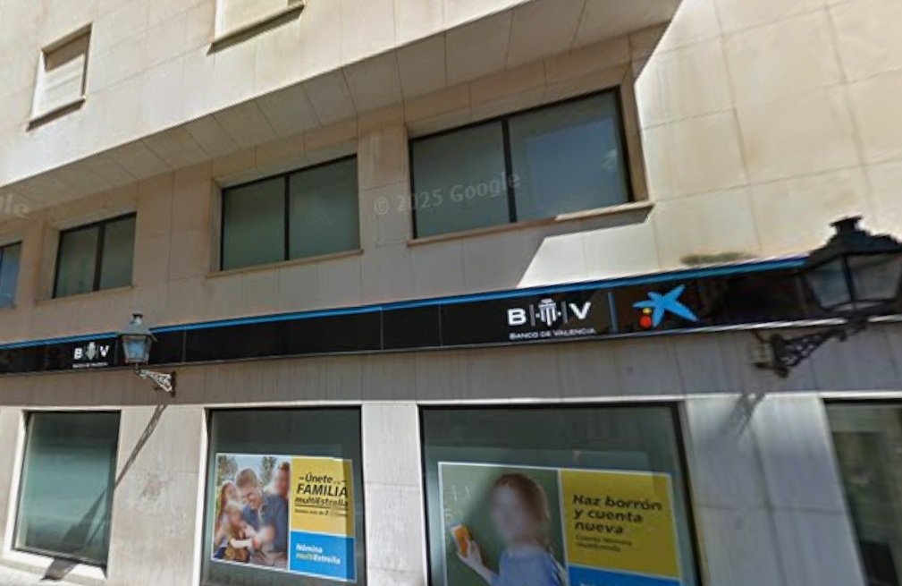 Local comercial en C Comte Albay - Villarreal - Castellón