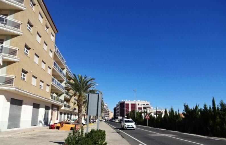 Venta de local comercial en calle sant cristofol Favara por 71.890 con 100m