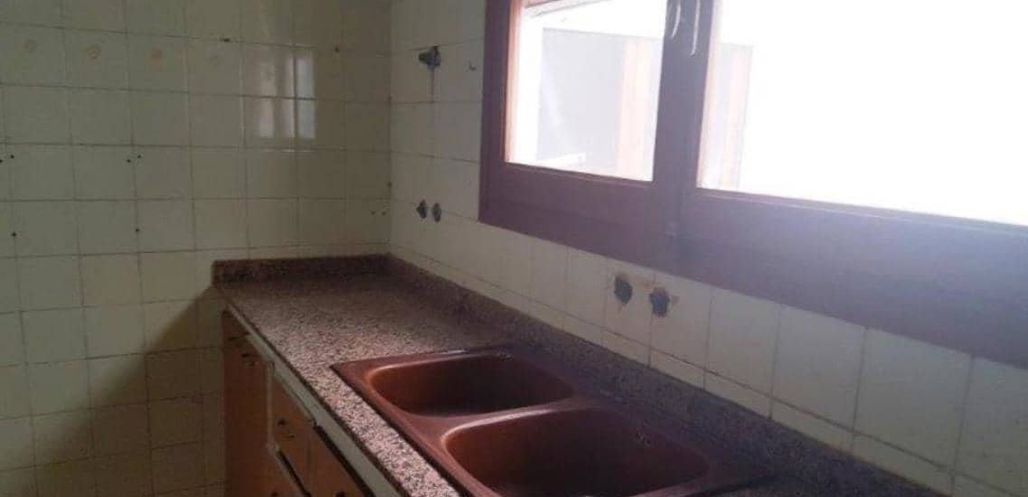 Piso en venta en Villena, Alicante