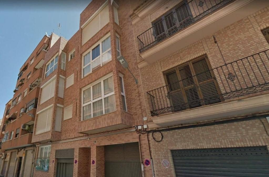 Garaje en venta  en Calle Esteban Ballester Valencia Valencia