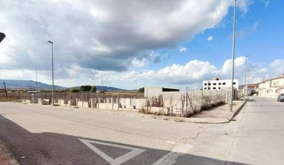 Solar en venta en Calle Valencia El Pins Alicante