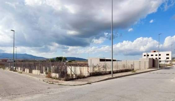 Solar en venta en Calle Valencia El Pins Alicante