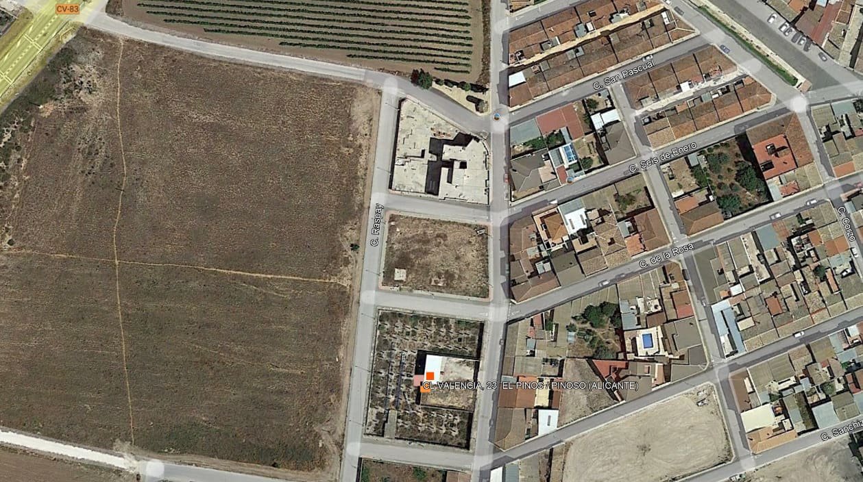 Solar en venta en Calle Valencia El Pins Alicante