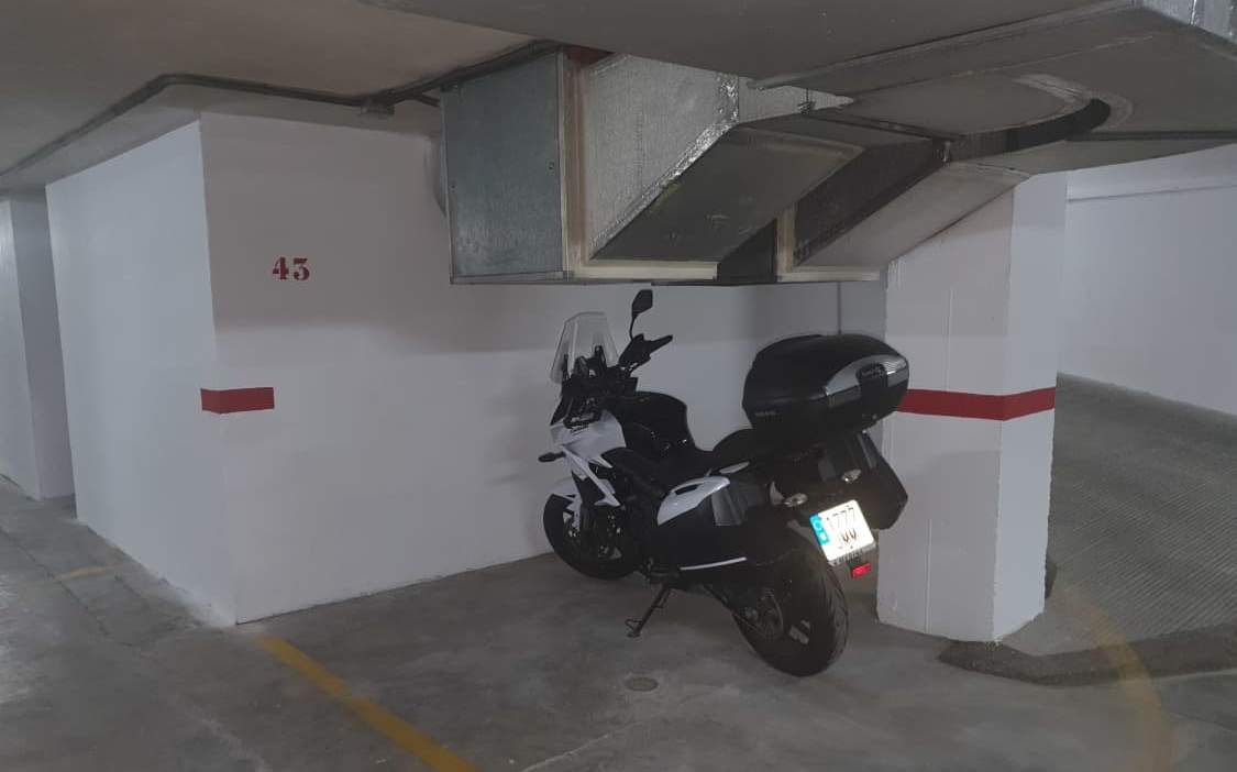 Garaje en venta  en Calle Pintor Lorenzo Casanova Alicante Alicante
