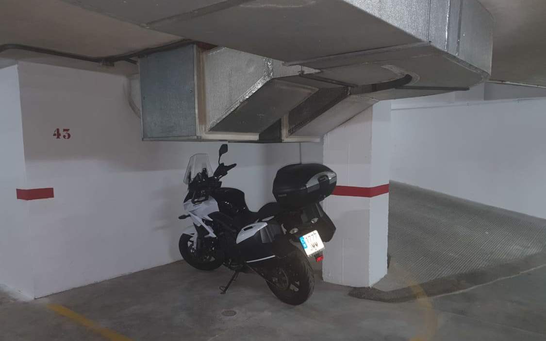 Garaje en venta  en Calle Pintor Lorenzo Casanova Alicante Alicante