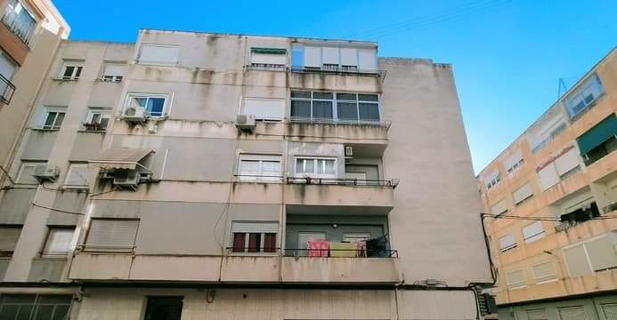 Piso en venta en Calle Aragon Elda Alicante