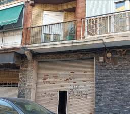 Adquiere local comercial por 23.660 de 80m en calle maestro giner en Xirivella