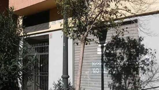 Adquiere local comercial por 98.800 de 179m en calle pintor rafael solbes en Valencia