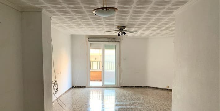 Piso en venta  en Avenida Chapi, Elda, Alicante