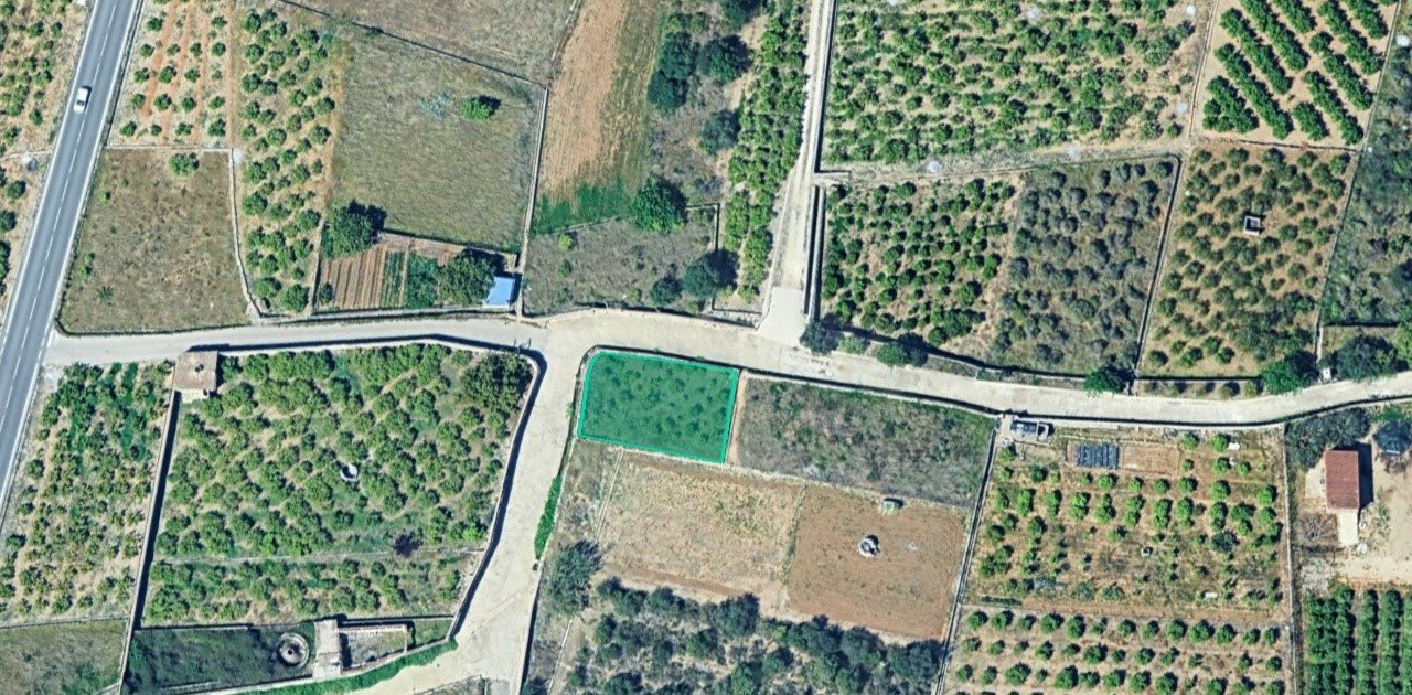 Terreno Rústico en Fuente Encarroz, Valencia