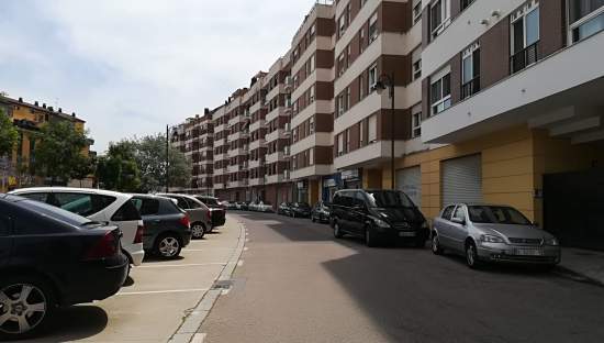 Garaje en venta en Alcira, Valencia