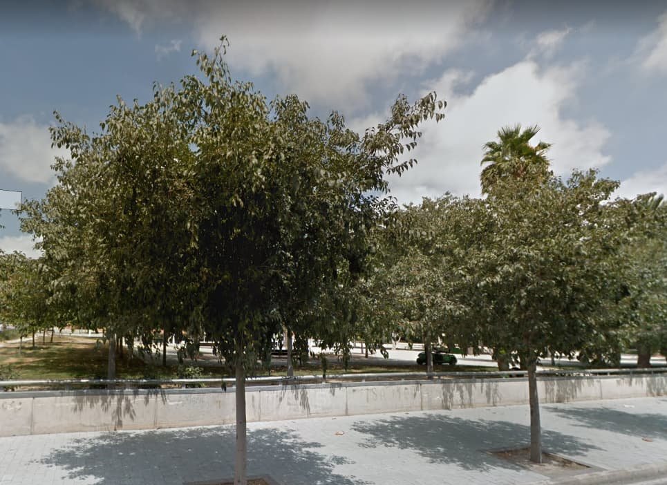Unifamiliar Casa De Pueblo en venta  en Calle Diputado Jose Luis Barcelo, Alicante, Alicante