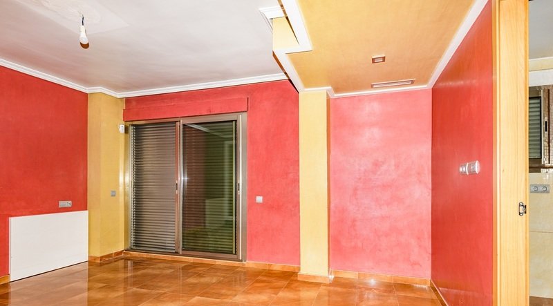 Se oferta casa en calle manuel montesinos, Castellón de la PlanaCastelló de la Plana, por 420.000 con 359m y 5 habitaciones