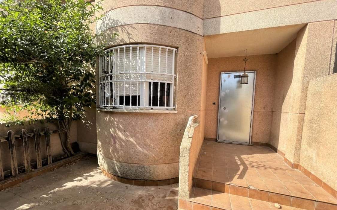 Chalet adosado en venta en Calle Doctor Severo Ochoa, 30730, San Javier Murcia