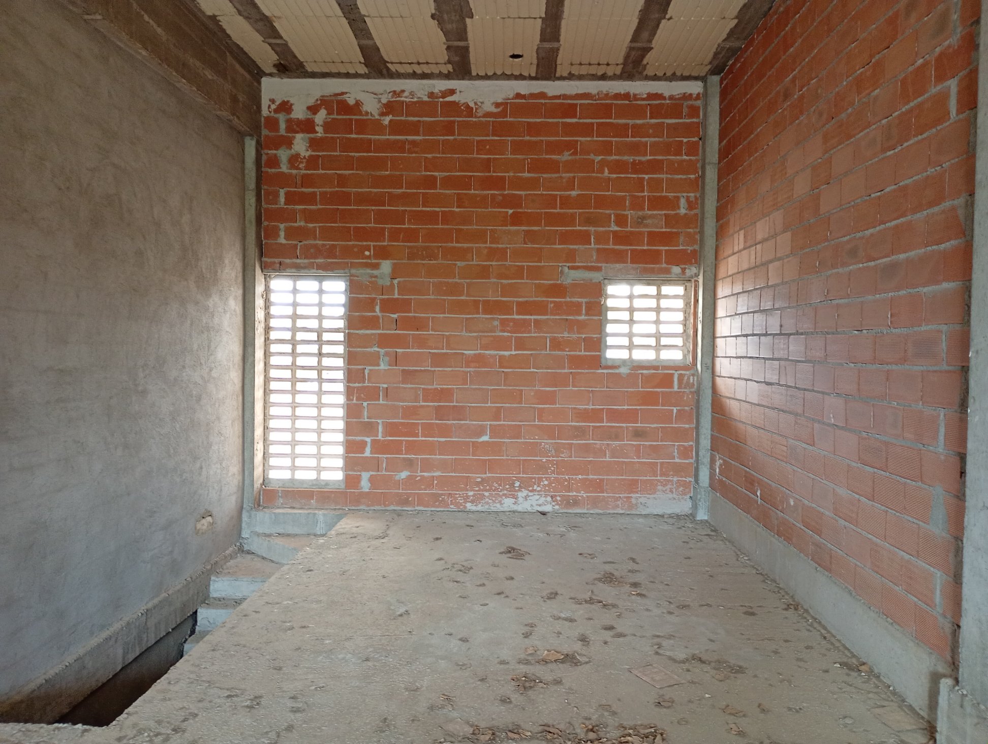 Local en venta en La Nucia, Alicante