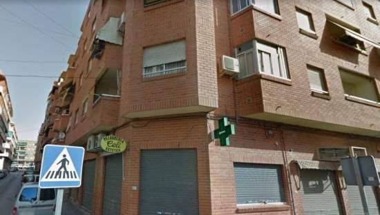 Local Comercial en venta  en Calle Castello Crevillent Alicante