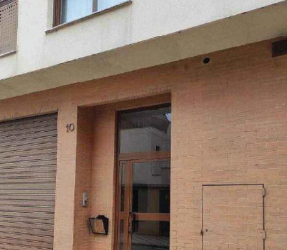 Se oferta local comercial en csequia del rey en Alc?sser por 714.240 de 2.205m