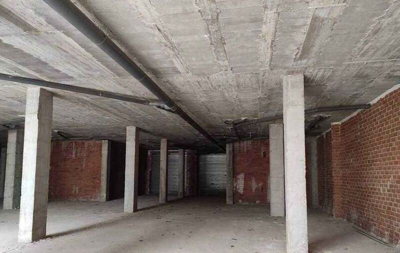 Se oferta local comercial en csequia del rey en Alc?sser por 714.240 de 2.205m