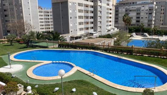 Piso en venta en Villajoyosa, Alicante