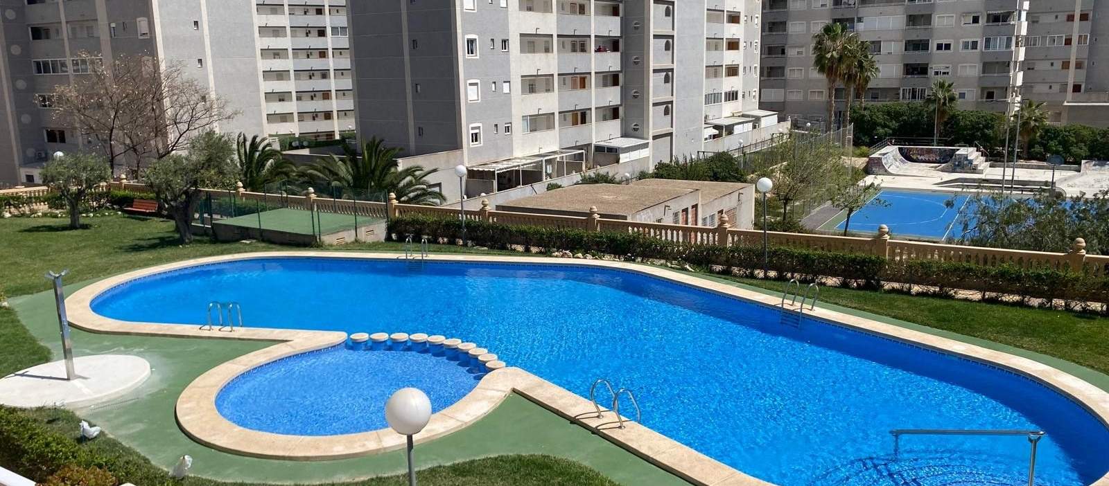 Piso en venta en Villajoyosa, Alicante