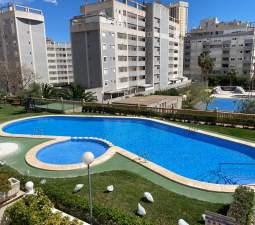 Piso en venta en Villajoyosa, Alicante