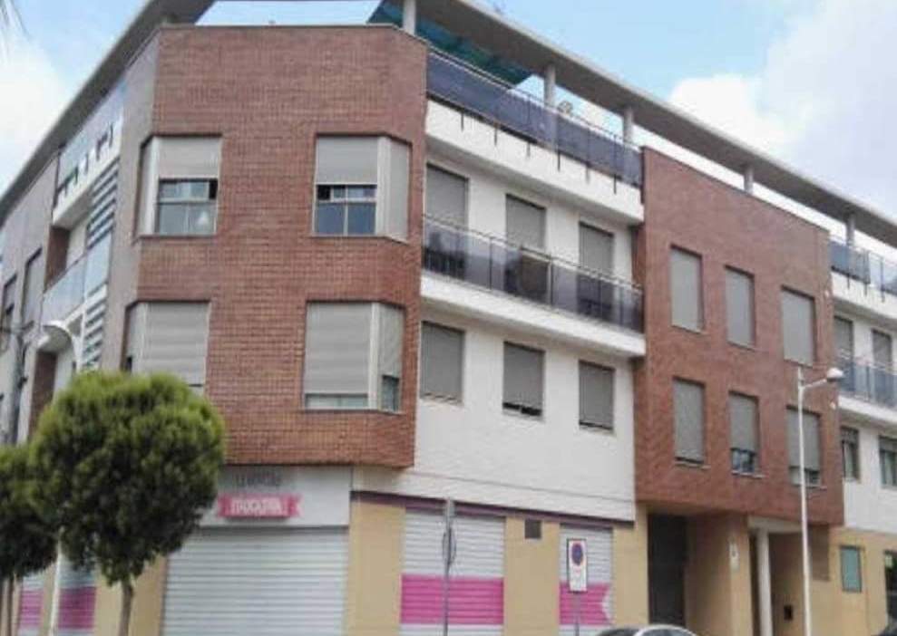 Garaje en venta  en Avenida Alcalans Dels Montserrat Valencia