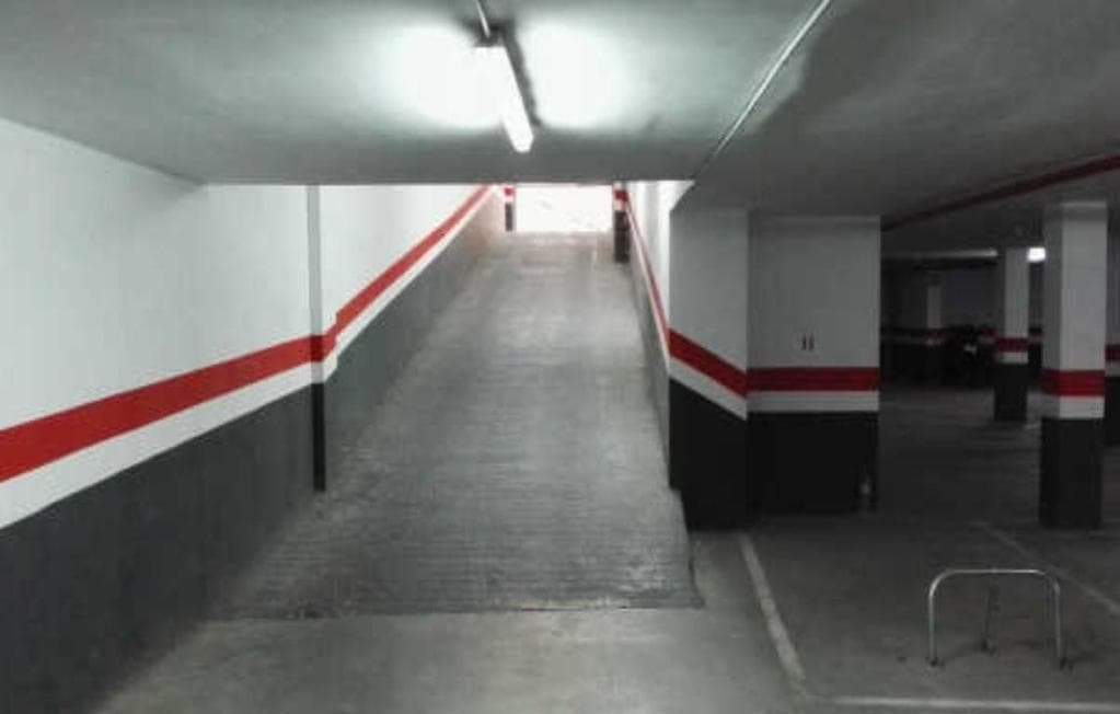 Garaje en venta  en Avenida Alcalans Dels Montserrat Valencia