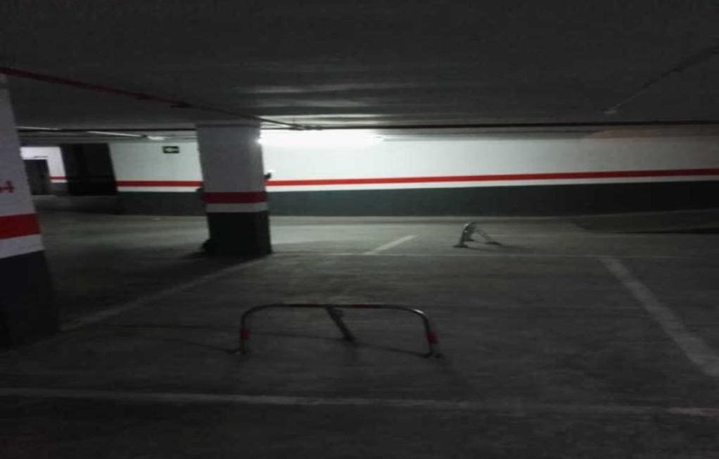 Garaje en venta  en Avenida Alcalans Dels Montserrat Valencia
