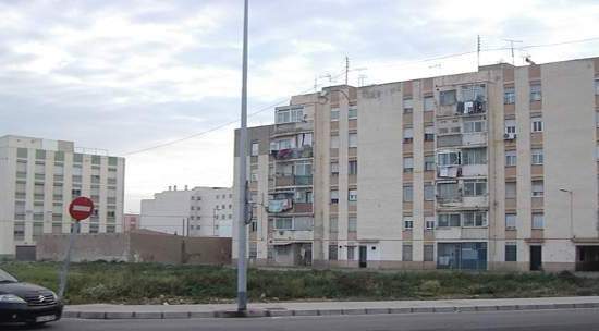 Suelo en C Almirante