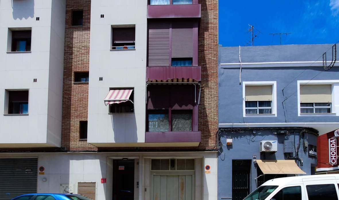 Garaje en venta  en Avenida Josep Pau Margantoni Alzira Valencia