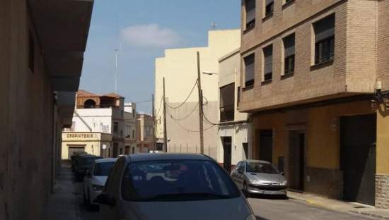 Urbano Solar en venta  en Calle Corell Almazora Castelln