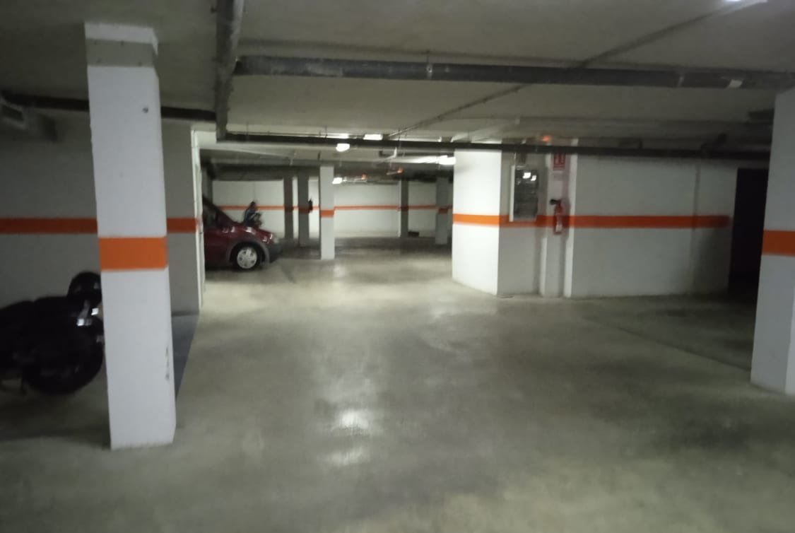 Garaje en venta en Calle Zurbaran Alhama De Murcia Murcia