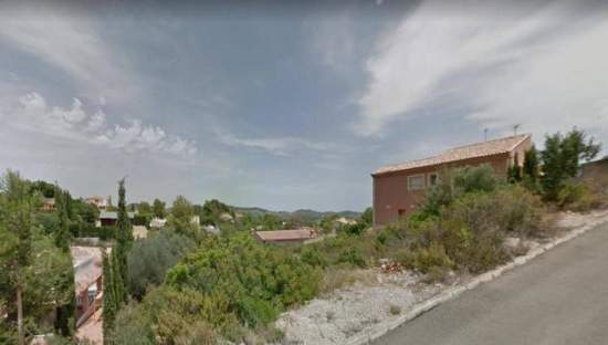 Urbano Solar en venta  en Calle Altury Turs Valencia