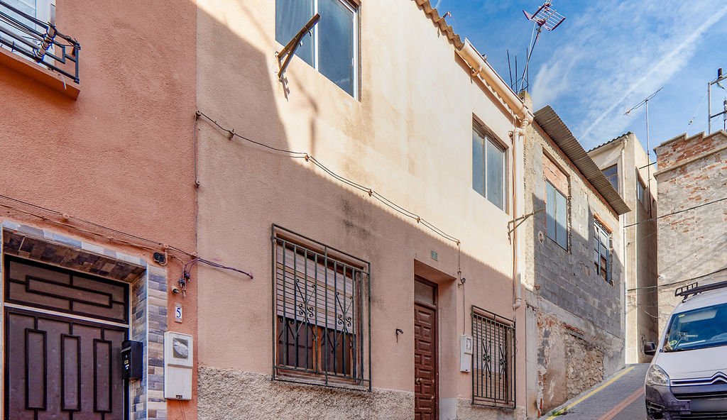 Unifamiliar Adosada en venta  en Calle Cid Campeador, Abarán, Murcia