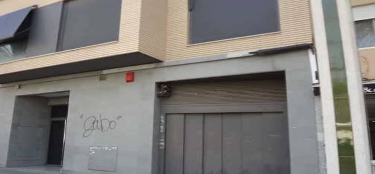 Garaje en venta  en Avenida De La Libertad Elche Alicante