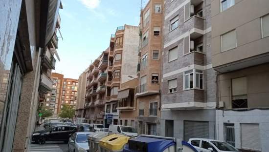 Piso en venta  en Calle Hermanos Navarro Caracena, Elche, Alicante