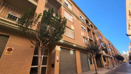 Local en venta en Calle Carmen Herrero I Penella Catarroja Valencia