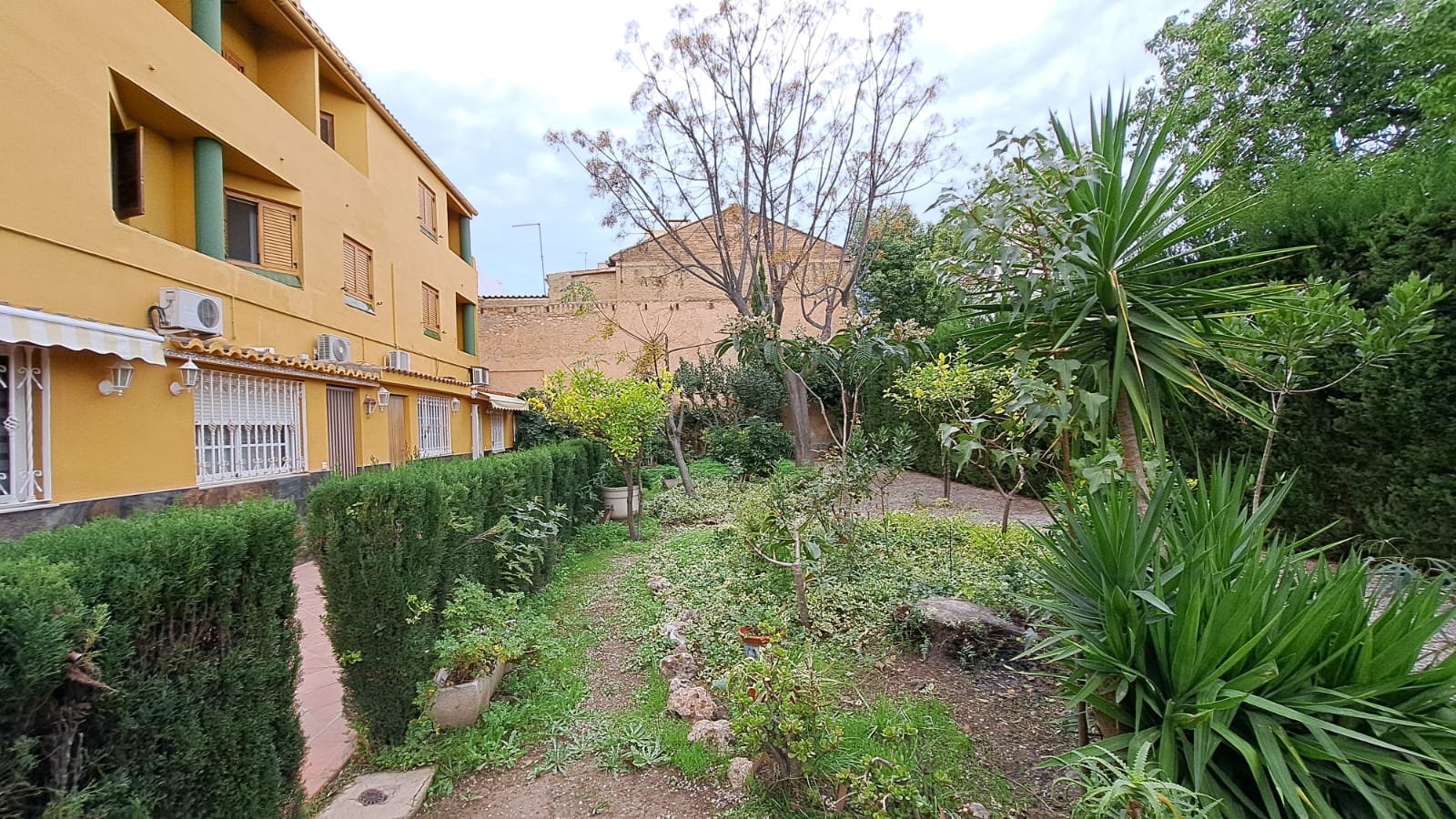 Casa Adosada en venta en Manises, Valencia