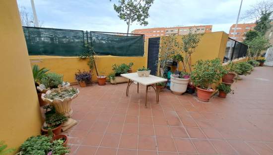 Casa Adosada en venta en Manises, Valencia