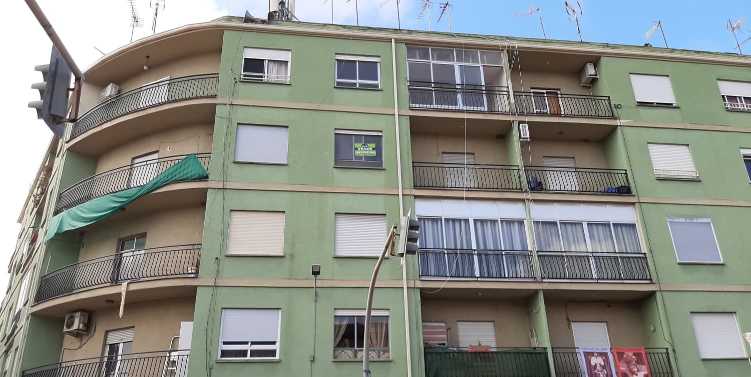 Piso en venta  en Avenida Gandia Genovs Valencia