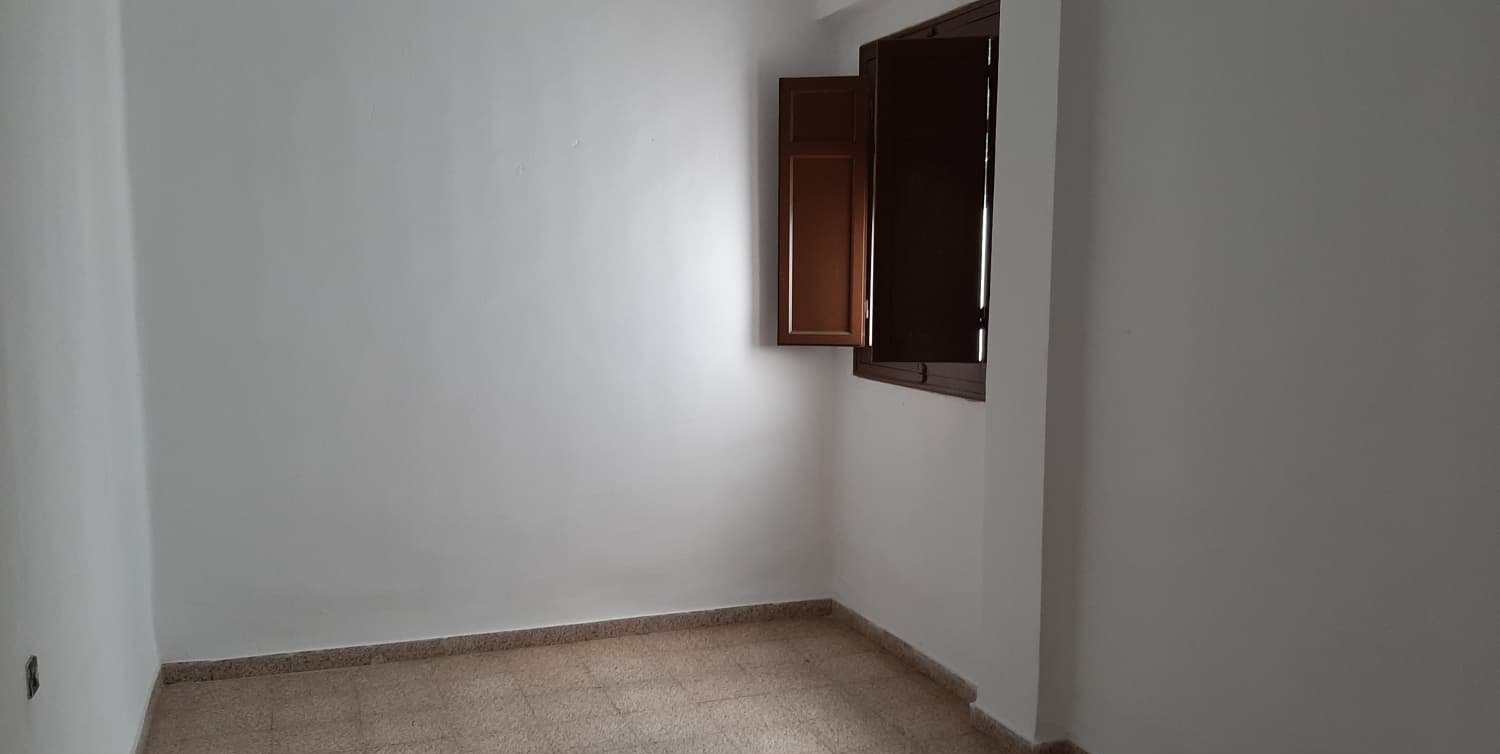 Piso en venta  en Avenida Gandia Genovs Valencia