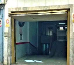 Garaje en venta en Calle Goya Novelda Alicante