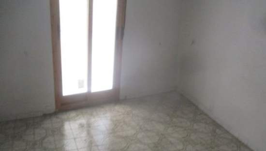 Venta de casa por 27900 con 94m y 3 habitaciones en calle tremendal Onda