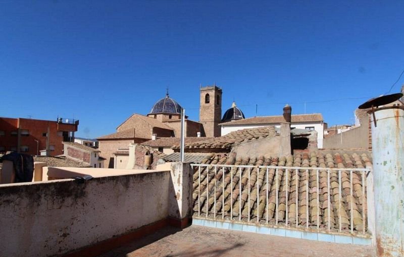 Venta de casa por 27900 con 94m y 3 habitaciones en calle tremendal Onda