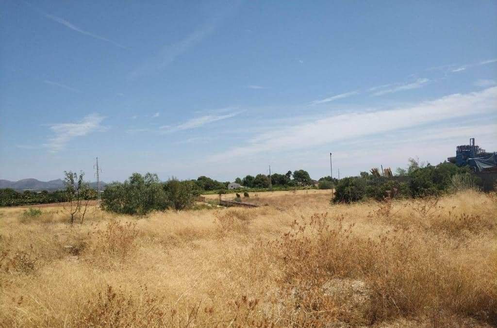 Urbanizable Programado en venta  en Calle R 17 Btera Valencia