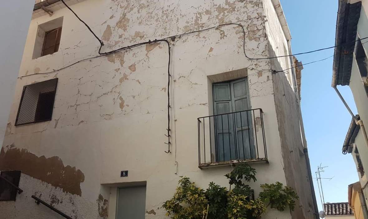 Unifamiliar Adosada en venta  en Calle Providencia Onil Alicante
