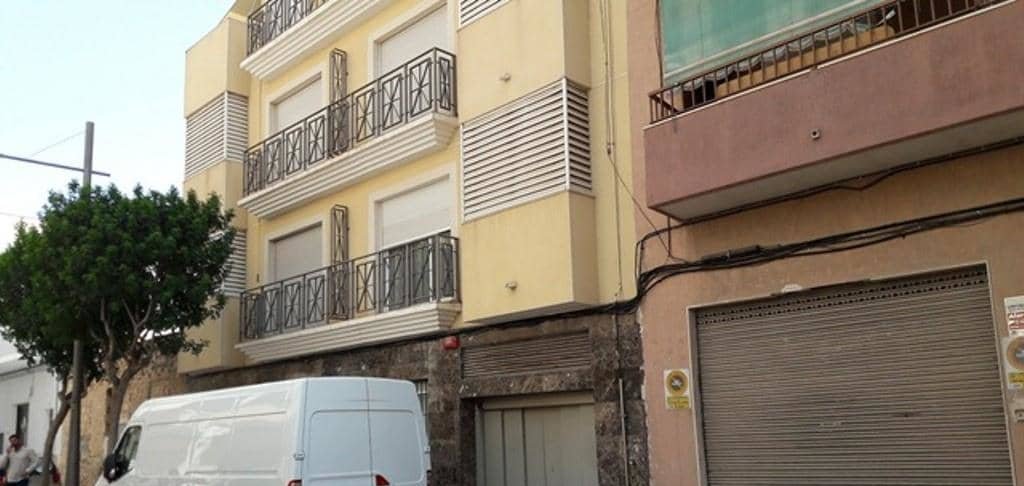 Garaje en venta  en Calle Alfonso Xiii San Vicente Del Raspeig Alicante