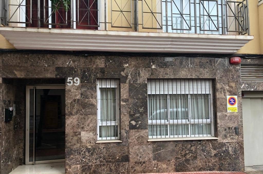 Garaje en venta  en Calle Alfonso Xiii San Vicente Del Raspeig Alicante